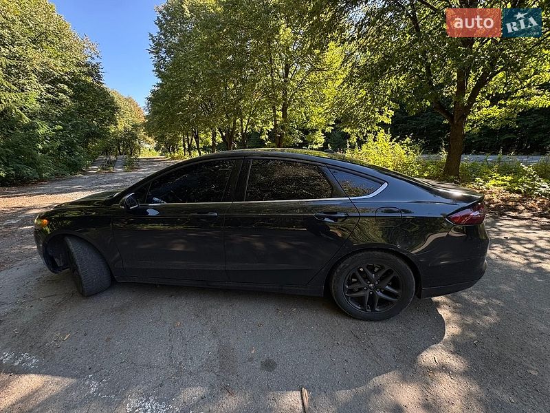 Седан Ford Fusion 2014 в Хмельницькому