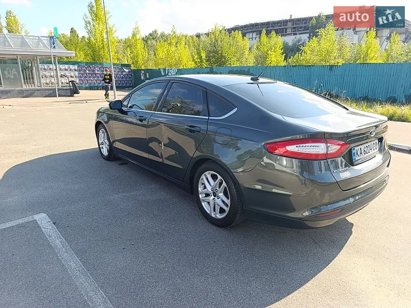Ford Fusion 2015
