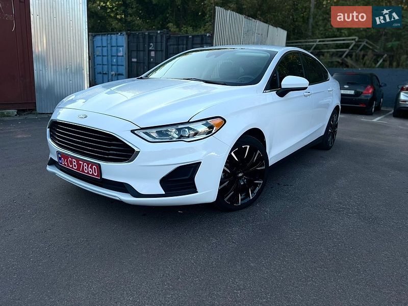 Седан Ford Fusion 2020 в Києві