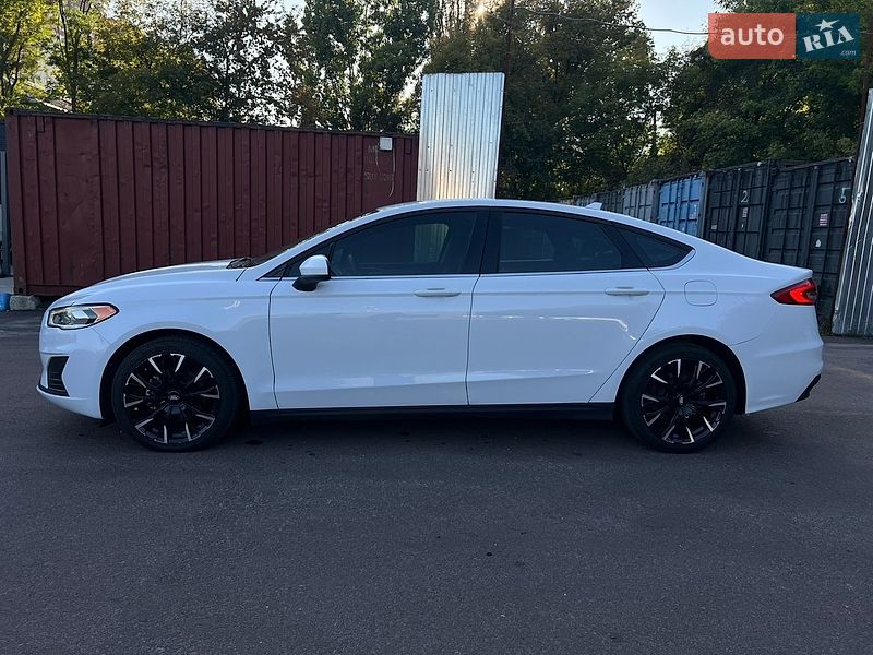 Седан Ford Fusion 2020 в Києві