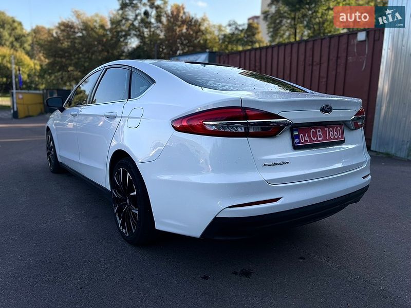 Седан Ford Fusion 2020 в Києві