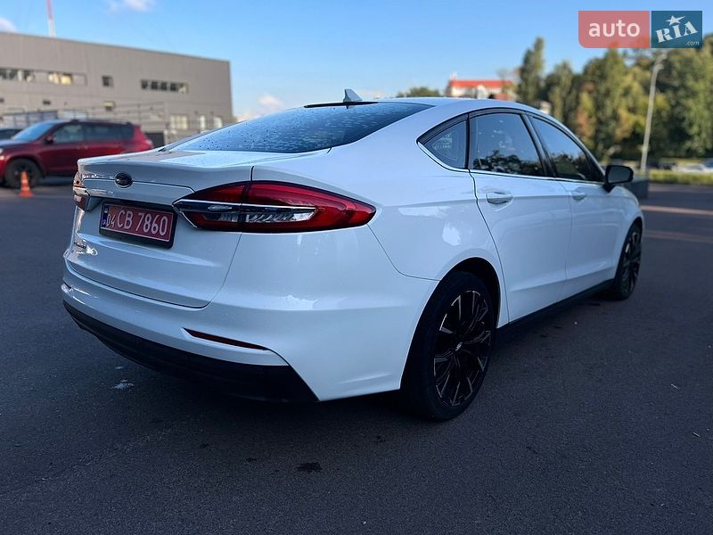 Седан Ford Fusion 2020 в Києві
