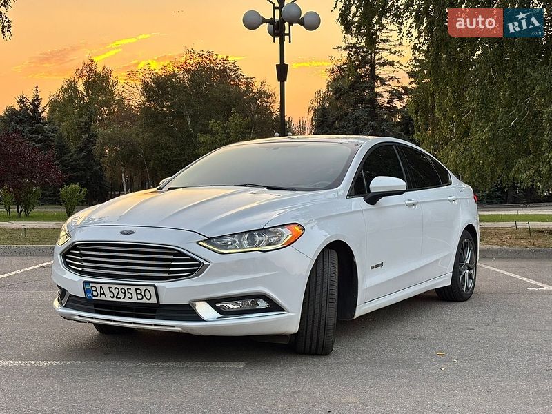 Седан Ford Fusion 2017 в Кривом Роге