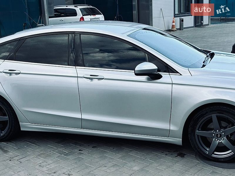 Седан Ford Fusion 2017 в Николаеве