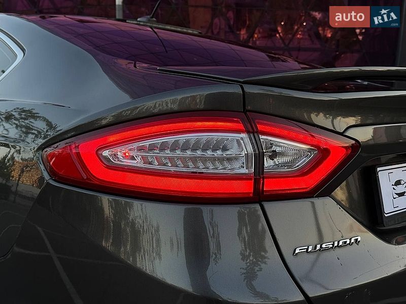 Седан Ford Fusion 2014 в Киеве