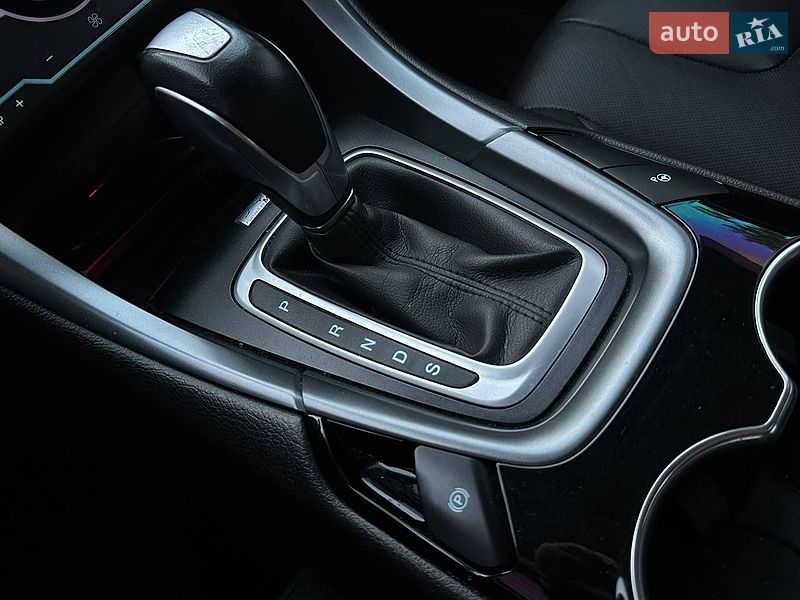 Седан Ford Fusion 2014 в Киеве