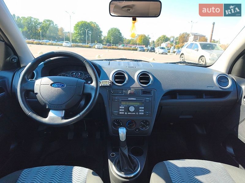 Хетчбек Ford Fusion 2007 в Житомирі