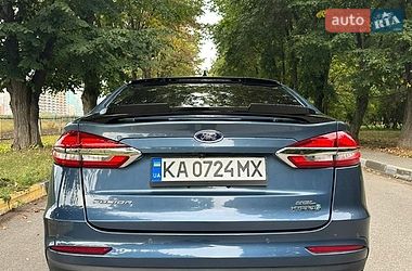 Седан Ford Fusion 2018 в Києві