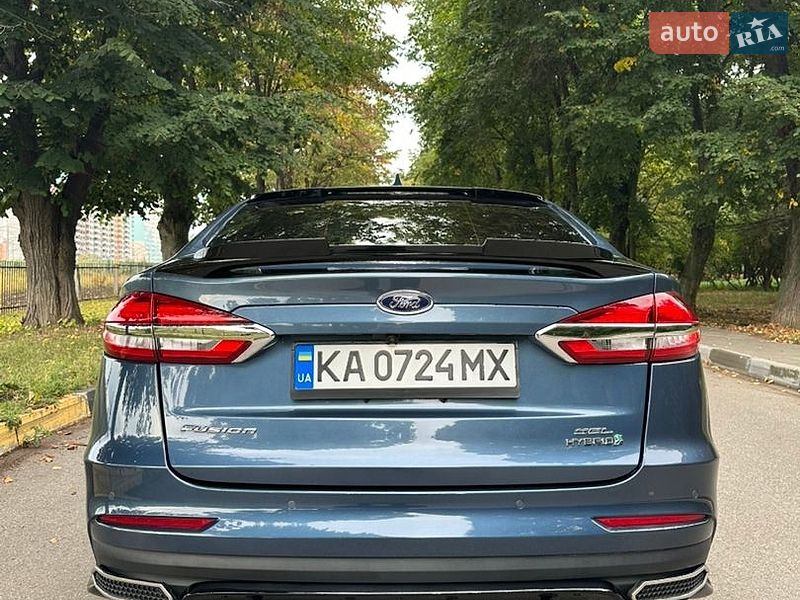 Седан Ford Fusion 2018 в Києві