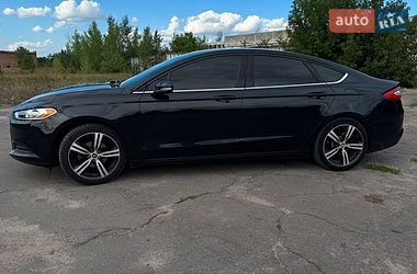 Седан Ford Fusion 2014 в Полтаві