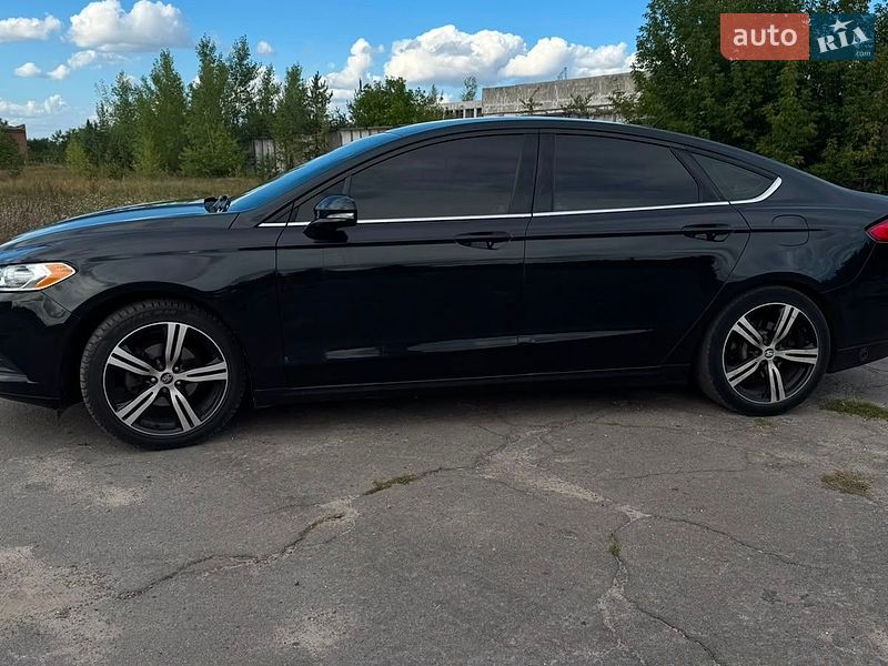 Седан Ford Fusion 2014 в Полтаві