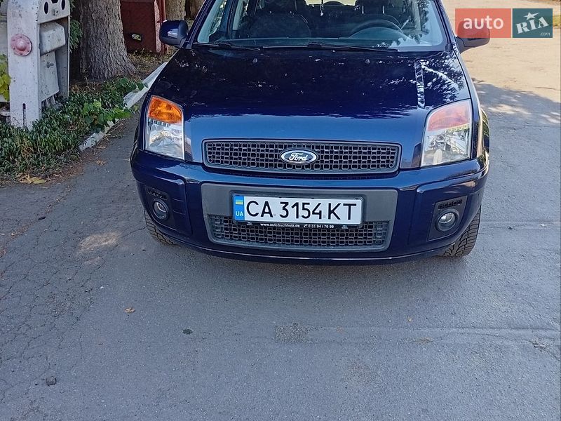 Хетчбек Ford Fusion 2010 в Христинівці
