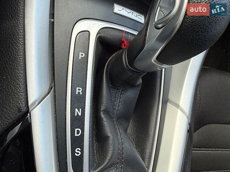 Седан Ford Fusion 2015 в Надвірній