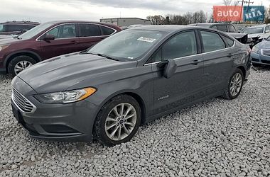 Седан Ford Fusion 2016 в Львове
