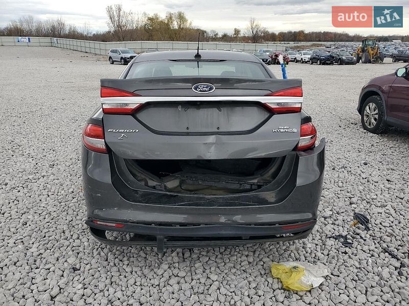 Седан Ford Fusion 2016 в Львове