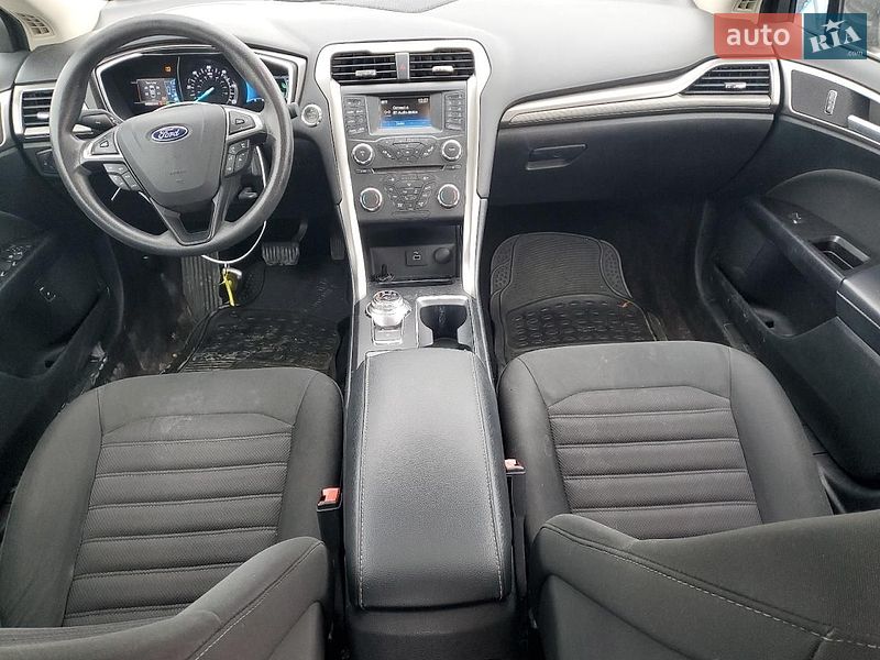 Седан Ford Fusion 2016 в Львове