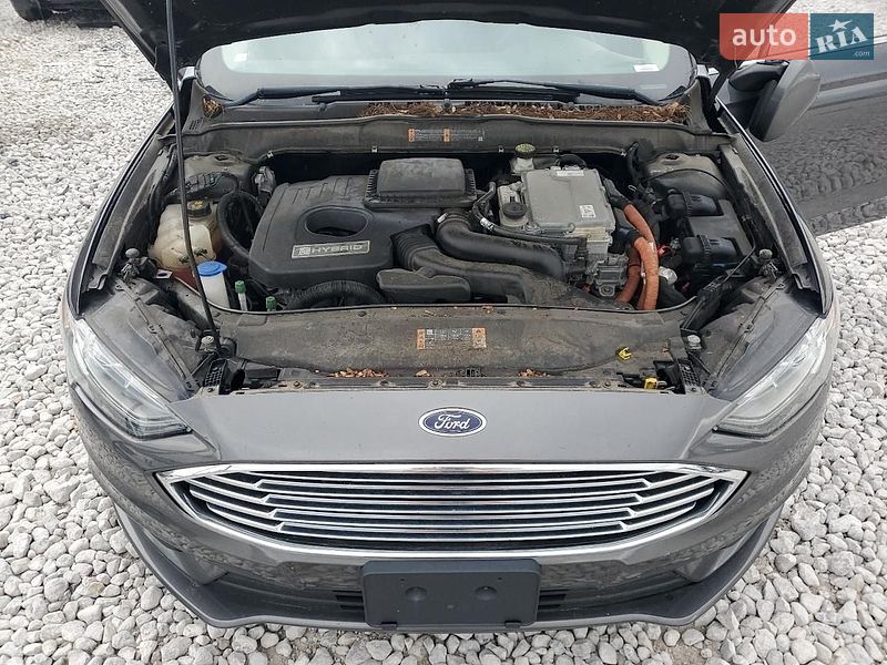Седан Ford Fusion 2016 в Львове