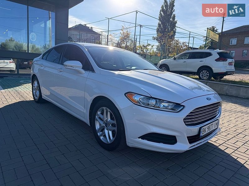 Седан Ford Fusion 2013 в Києві