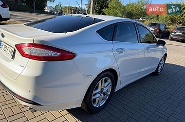 Седан Ford Fusion 2013 в Києві