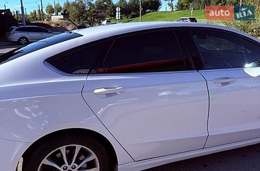 Седан Ford Fusion 2016 в Киеве