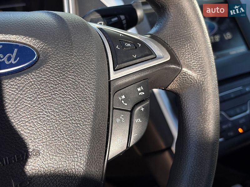 Седан Ford Fusion 2015 в Львове