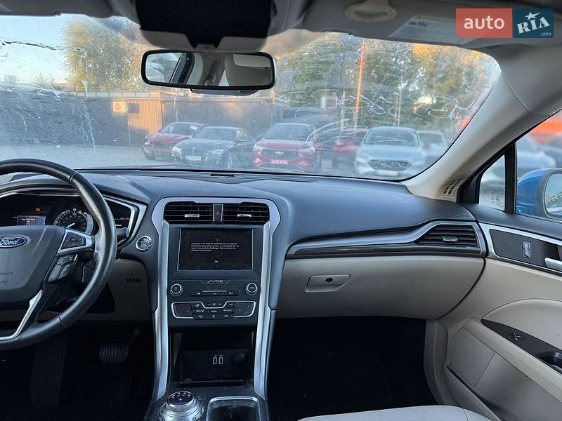 Седан Ford Fusion 2019 в Львове