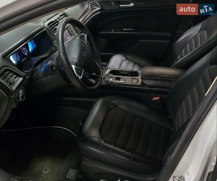 Седан Ford Fusion 2017 в Нових Петрівцях