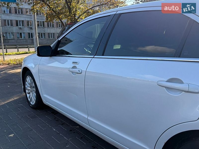 Седан Ford Fusion 2012 в Киеве