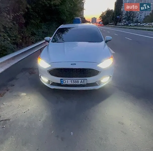 Ford Fusion 2017