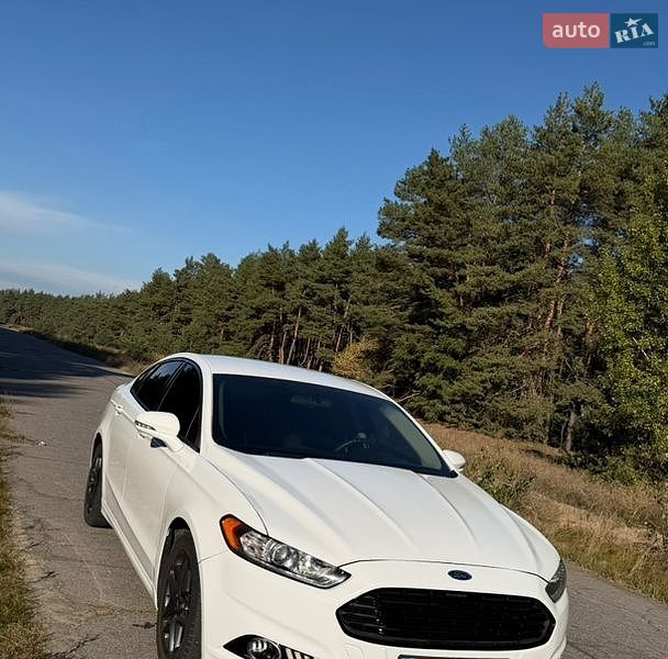 Ford Fusion 2015