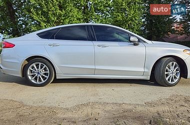 Седан Ford Fusion 2017 в Івано-Франківську
