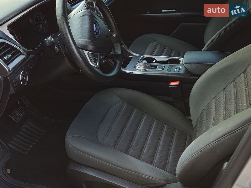 Седан Ford Fusion 2017 в Івано-Франківську
