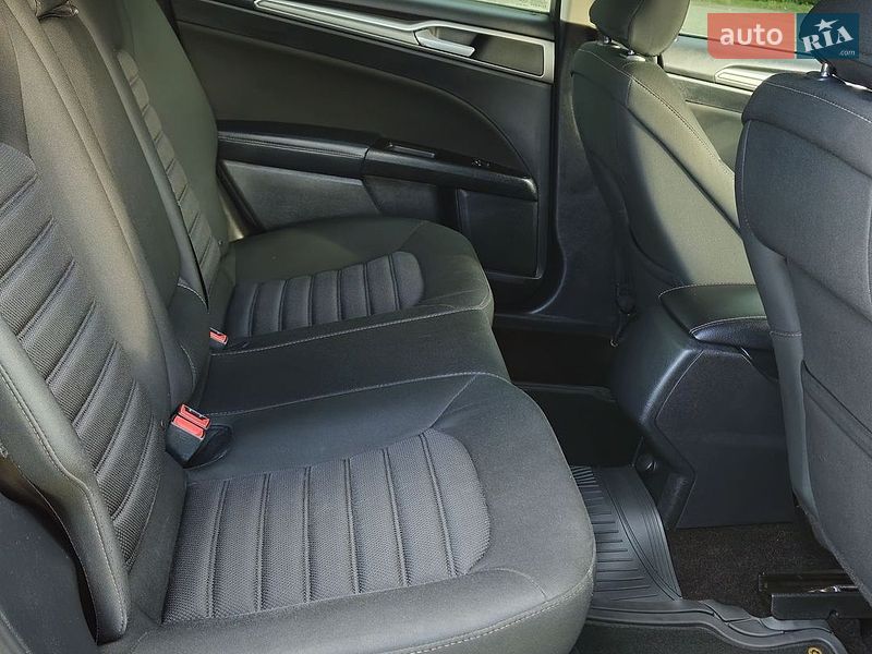 Седан Ford Fusion 2017 в Івано-Франківську