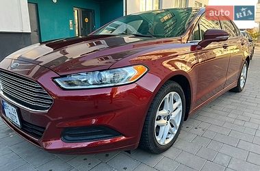 Седан Ford Fusion 2013 в Рівному