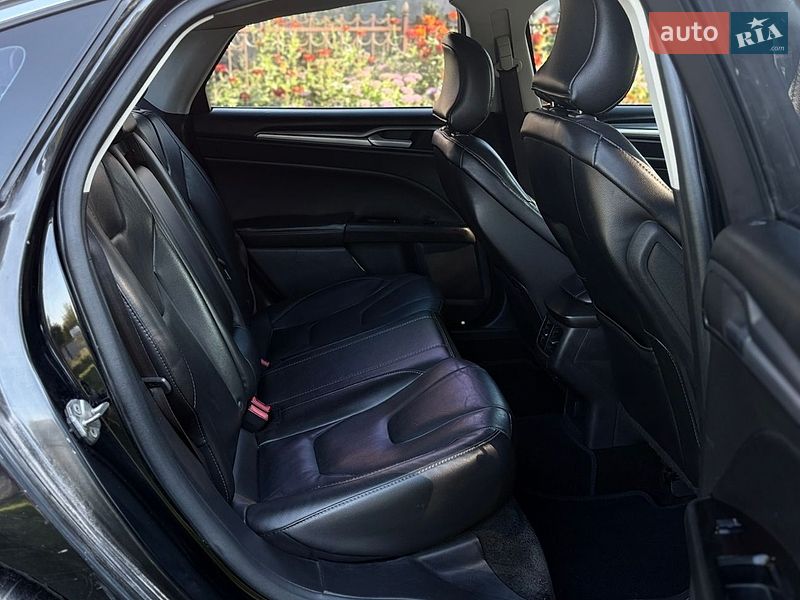 Седан Ford Fusion 2015 в Тернополе