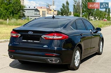 Седан Ford Fusion 2020 в Днепре фото 11 Седан Ford Fusion 2020 в Днепре