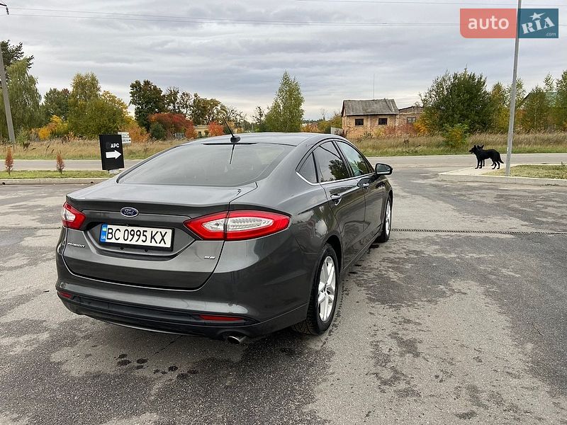 Ford Fusion 2015