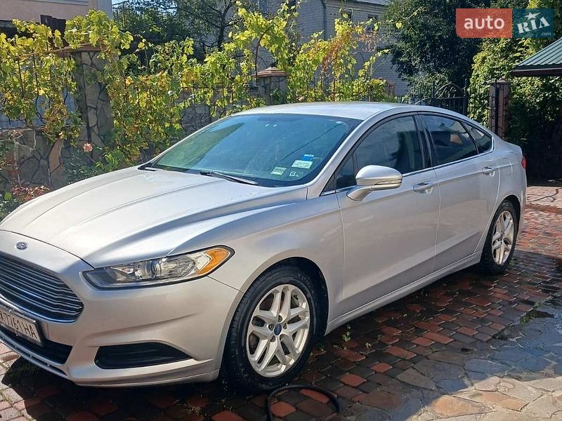 Ford Fusion 2015