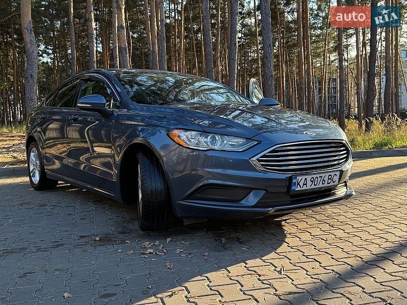 Седан Ford Fusion 2017 в Буче
