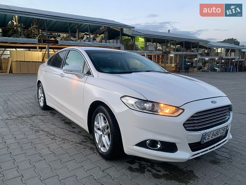 Седан Ford Fusion 2013 в Черновцах