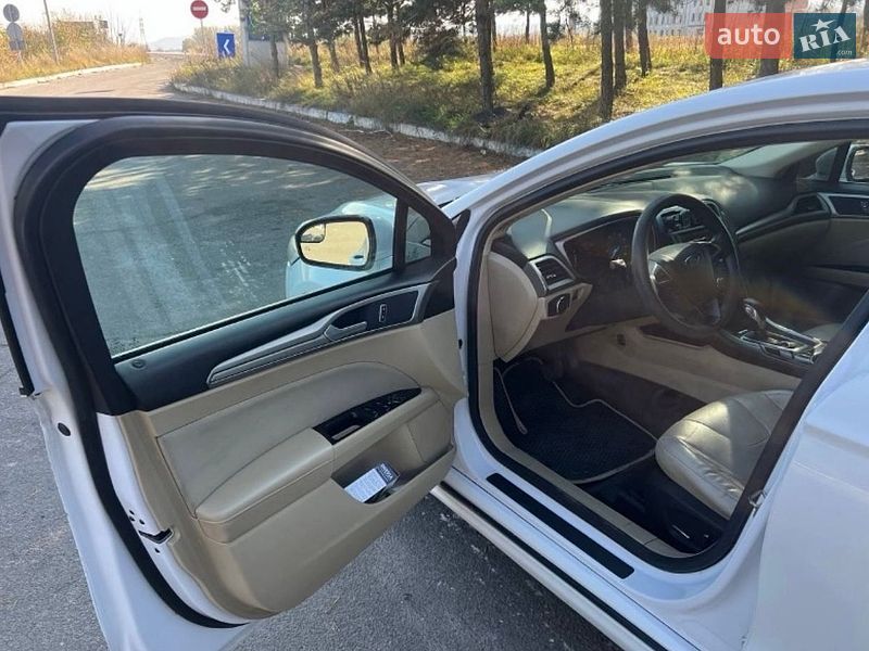 Седан Ford Fusion 2016 в Дніпрі