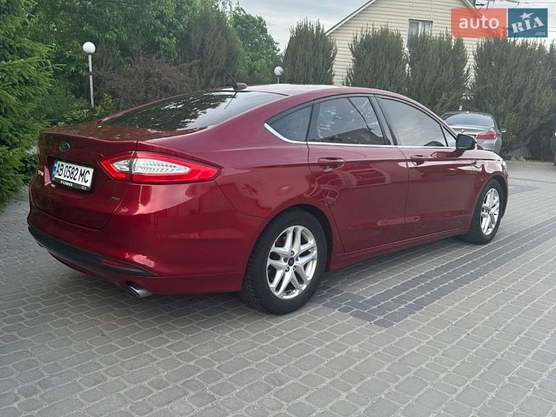 Седан Ford Fusion 2016 в Вінниці