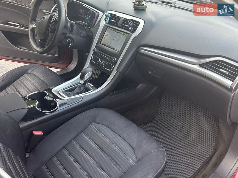 Седан Ford Fusion 2016 в Виннице