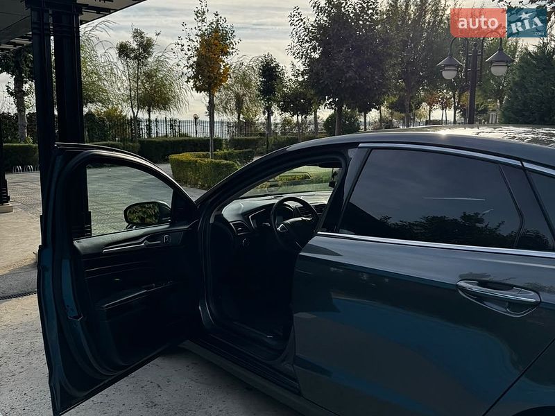 Седан Ford Fusion 2018 в Одессе