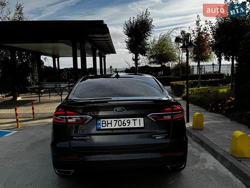 Седан Ford Fusion 2018 в Одессе