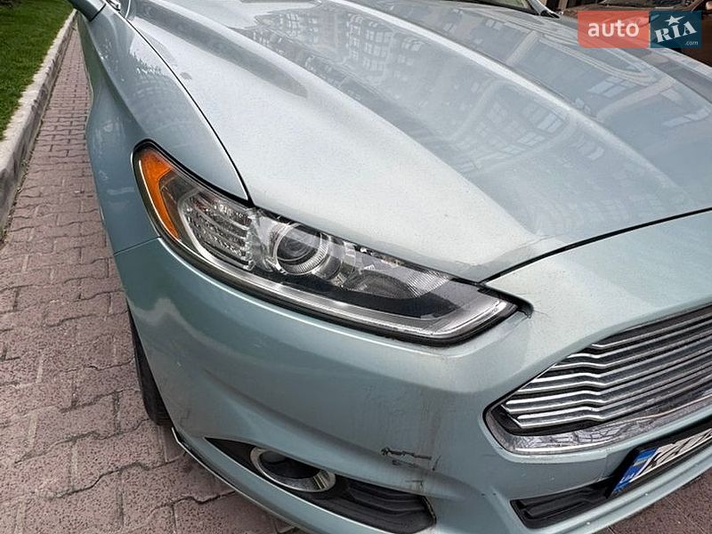 Седан Ford Fusion 2013 в Києві
