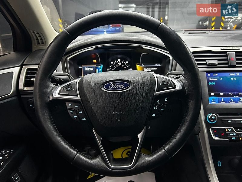 Седан Ford Fusion 2018 в Чернівцях фото 12 Седан Ford Fusion 2018 в Чернівцях