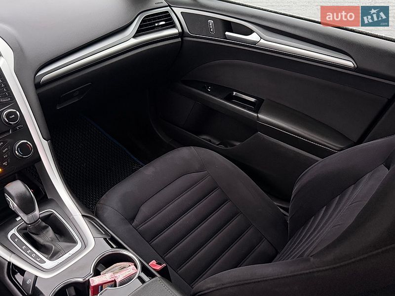 Седан Ford Fusion 2014 в Зборове