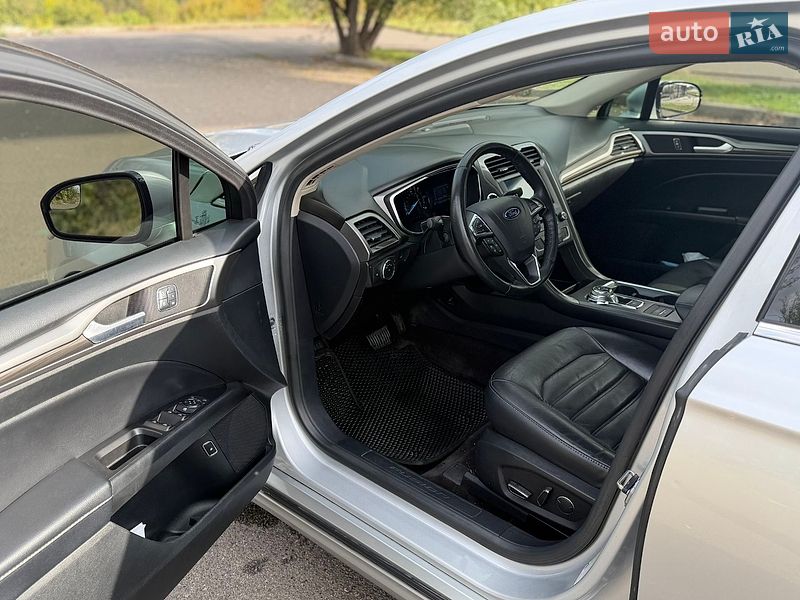 Седан Ford Fusion 2017 в Кривому Розі