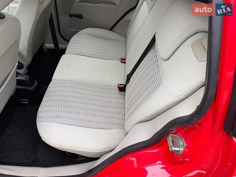 Хэтчбек Ford Fusion 2007 в Кременчуге